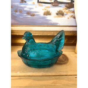 Vintage 1980s Fenton Clear Ocean Blue Hen on Nest Glass Covered Dish, Black Ligh